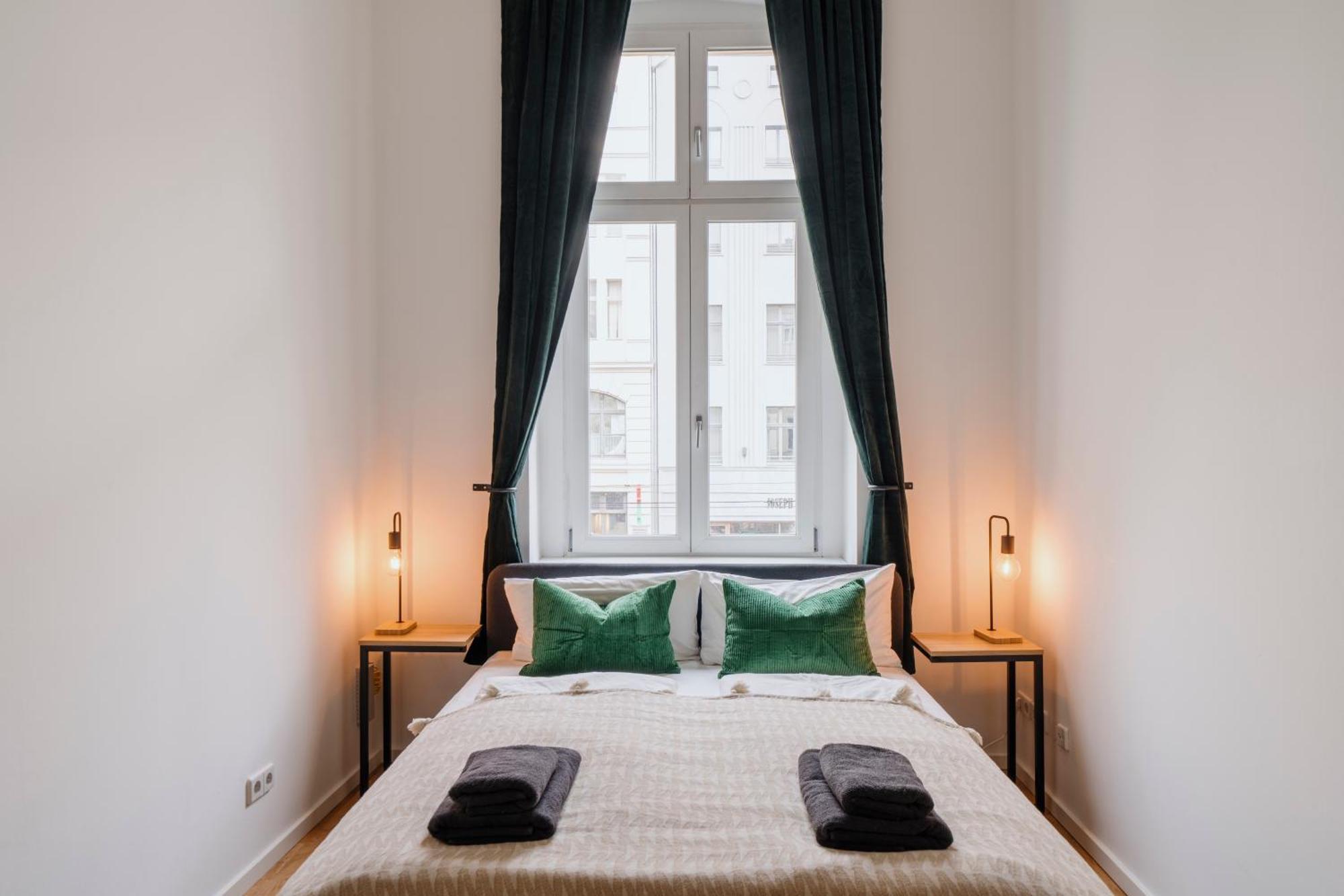 Homely - Chic Flat, View, Subway, Cafe, River Lejlighed *