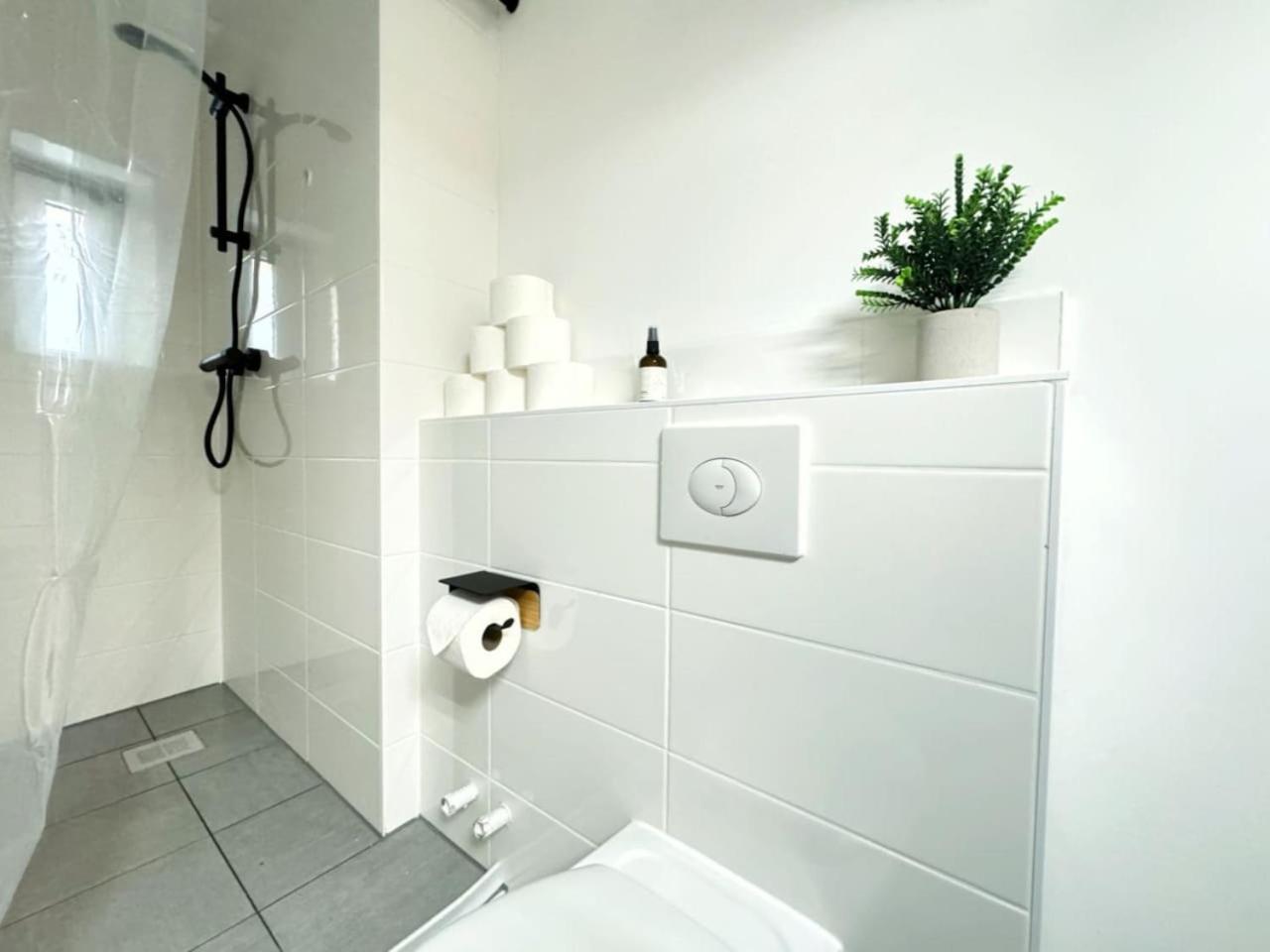 I Spacious Private In Heart Of * Berlin