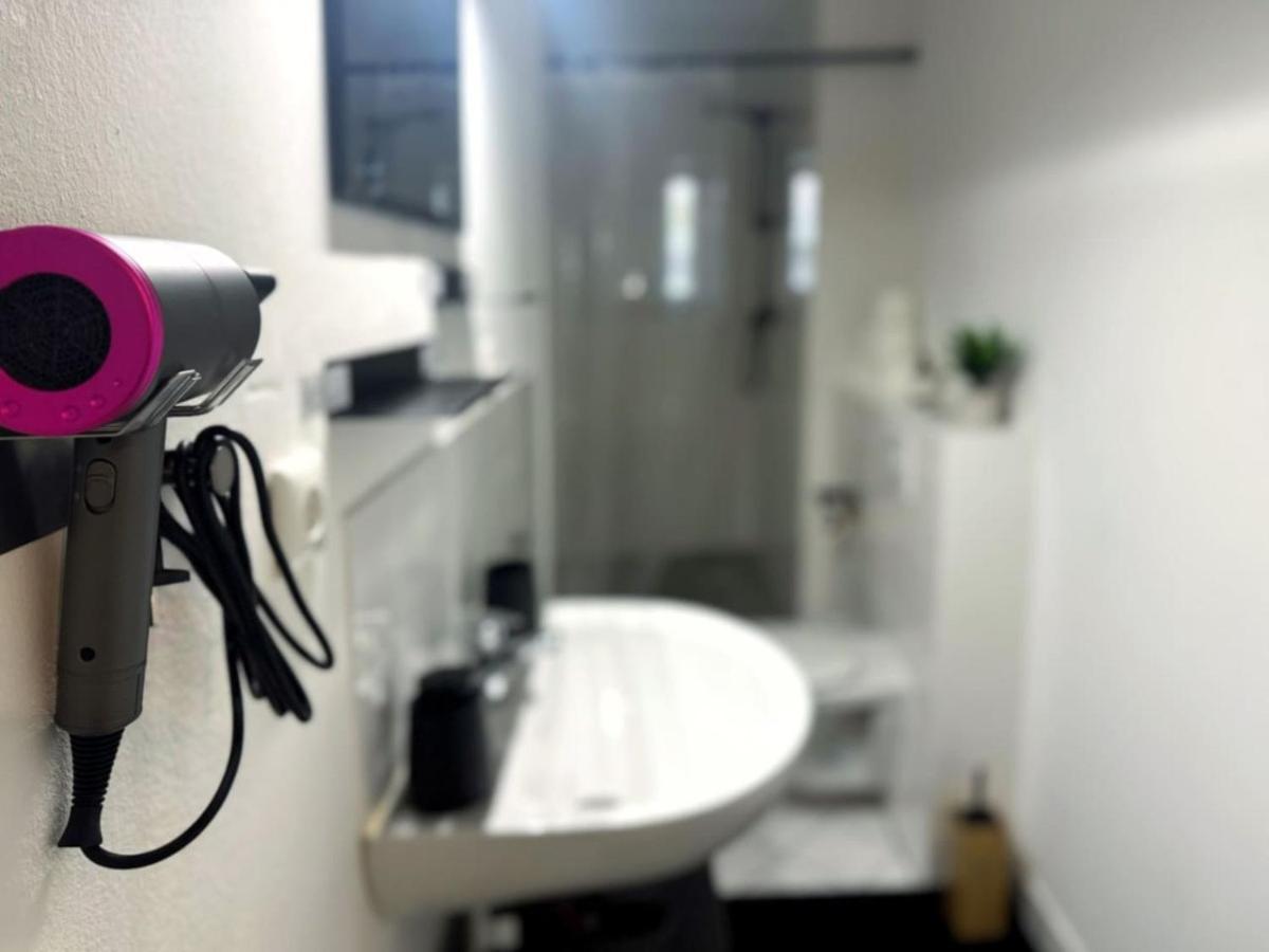 I Spacious Private In Heart Of Apartment *