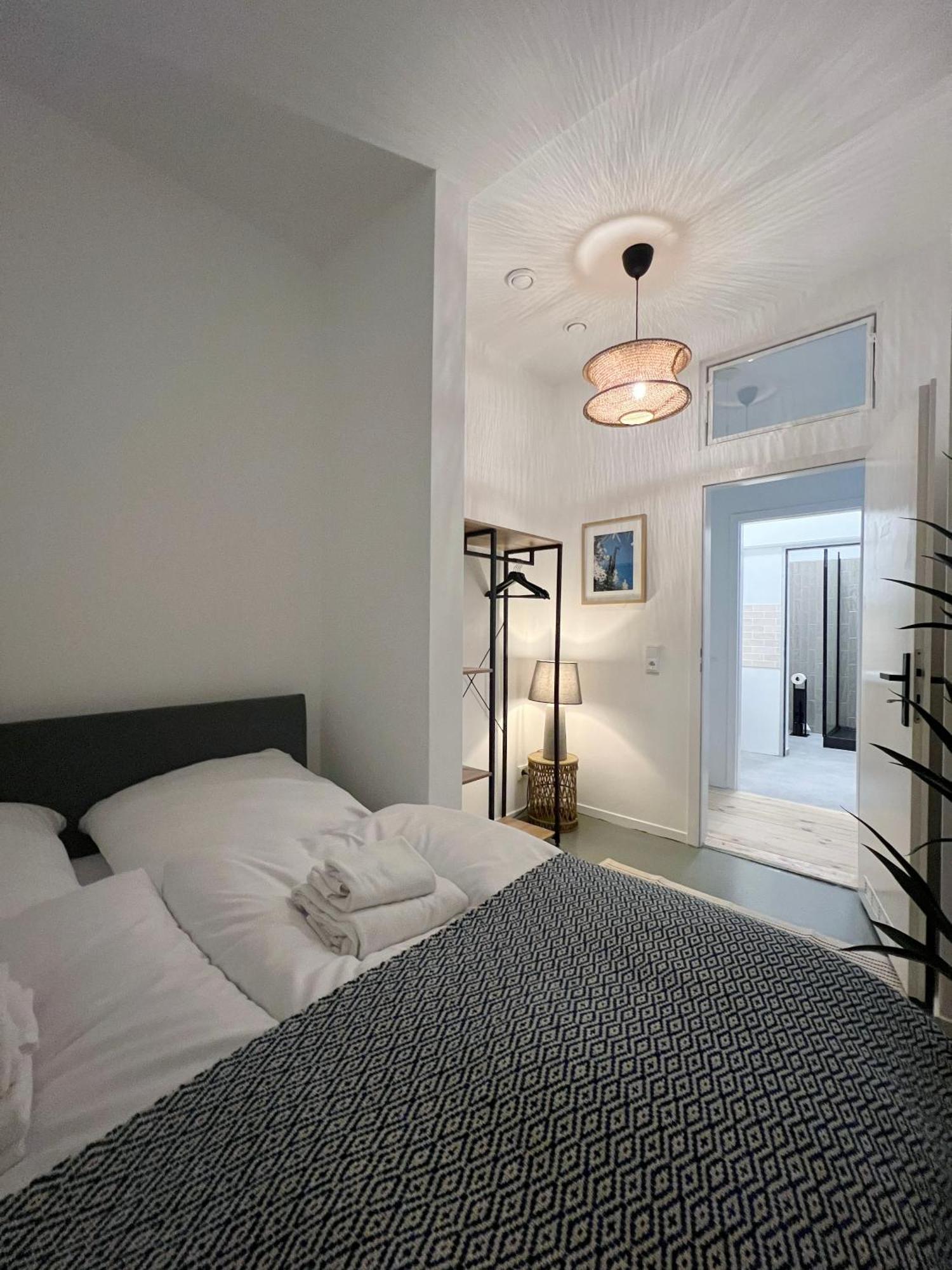 Modern Design 75sq In Mitte Apartment Berlin