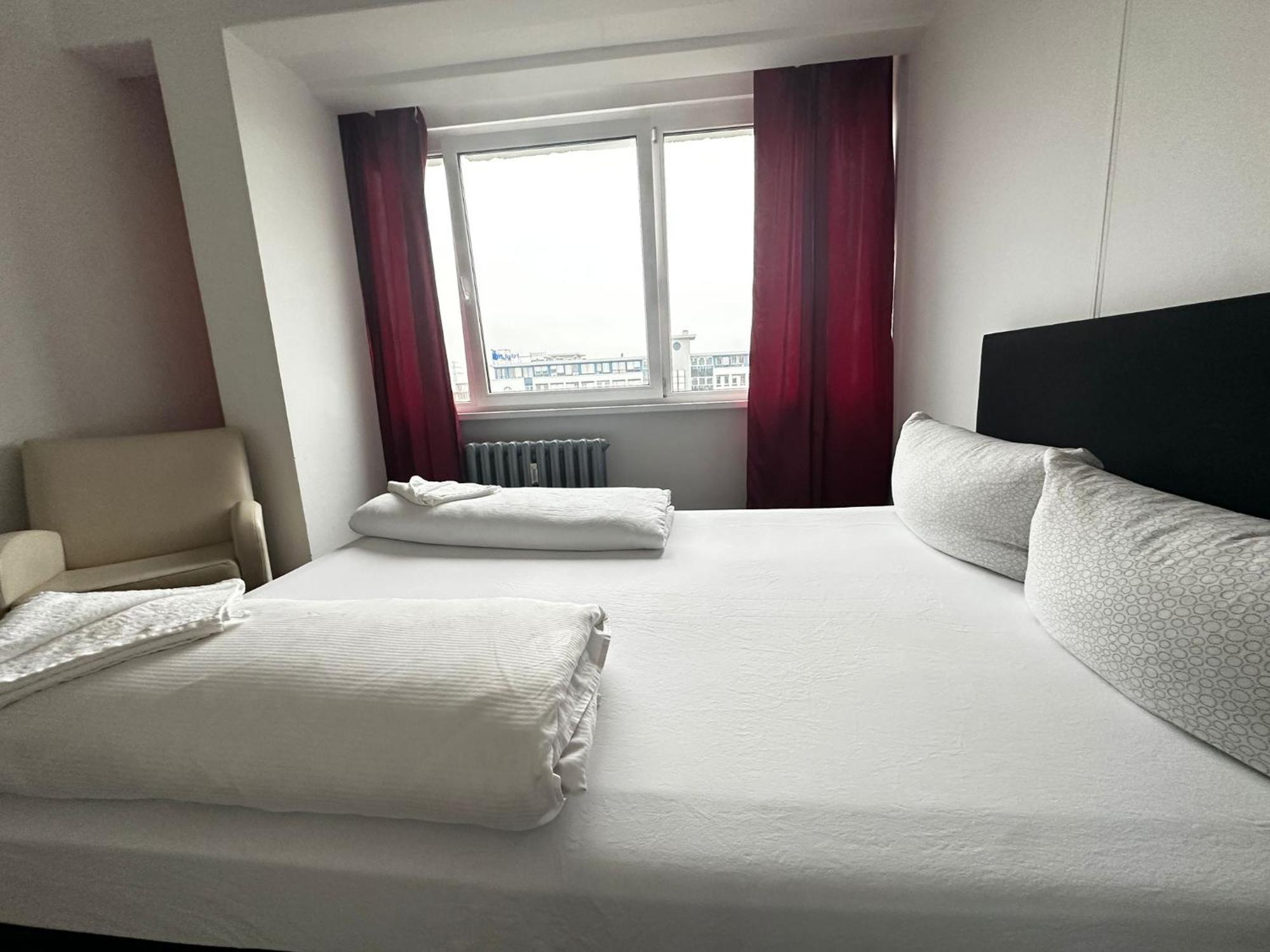 Ootel.com Hotel