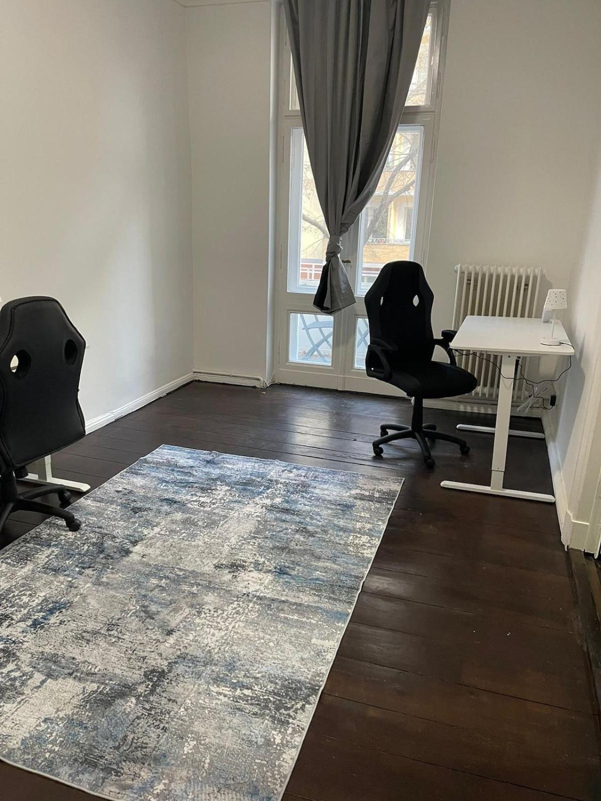 Lejlighed 5-room Schoeneberg