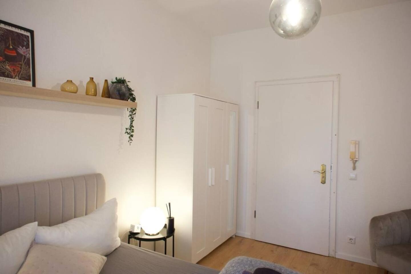 Ground-floor For 2 Ppl In Prenzlauer Berg