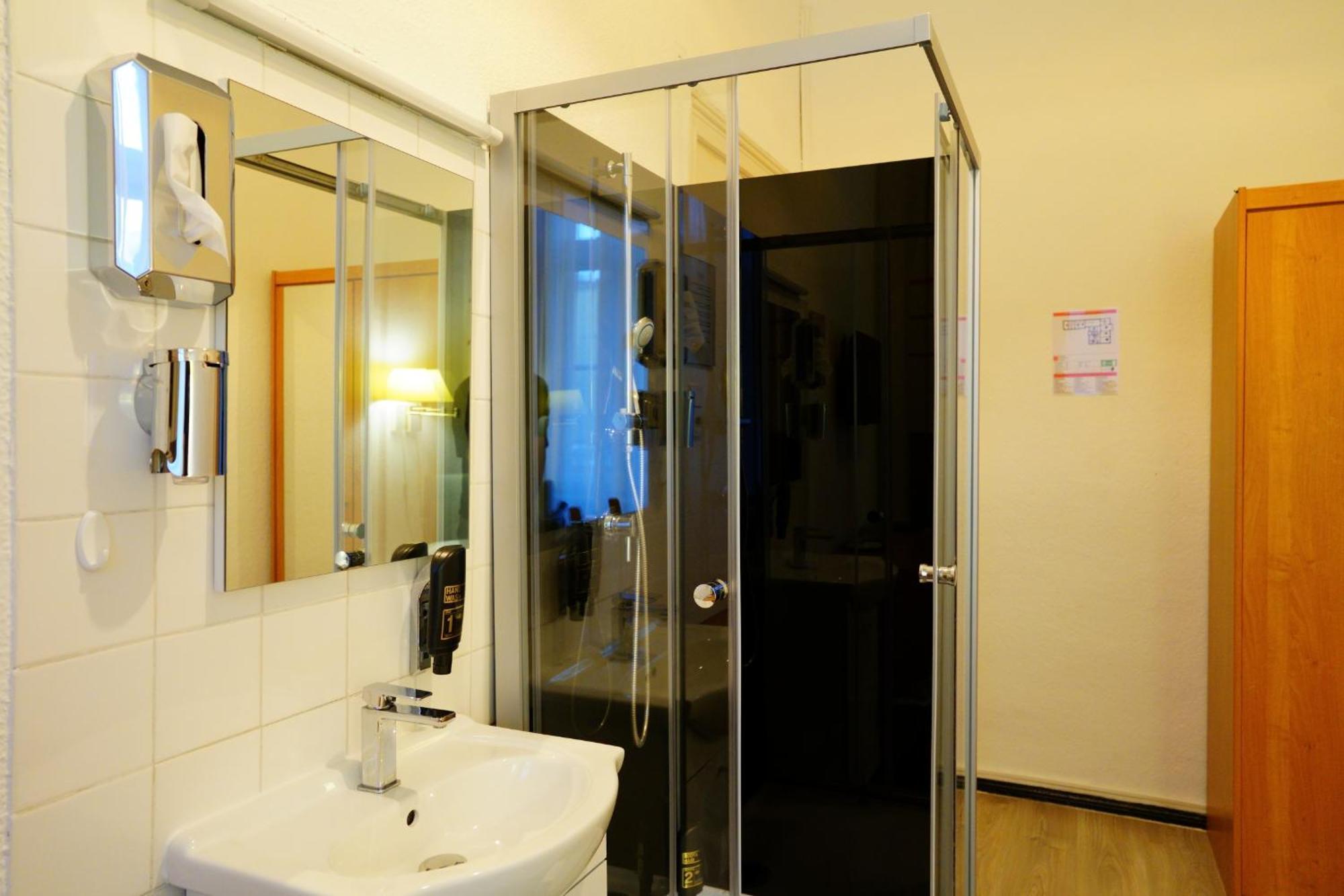 City Pension Berlin Hotel 2*