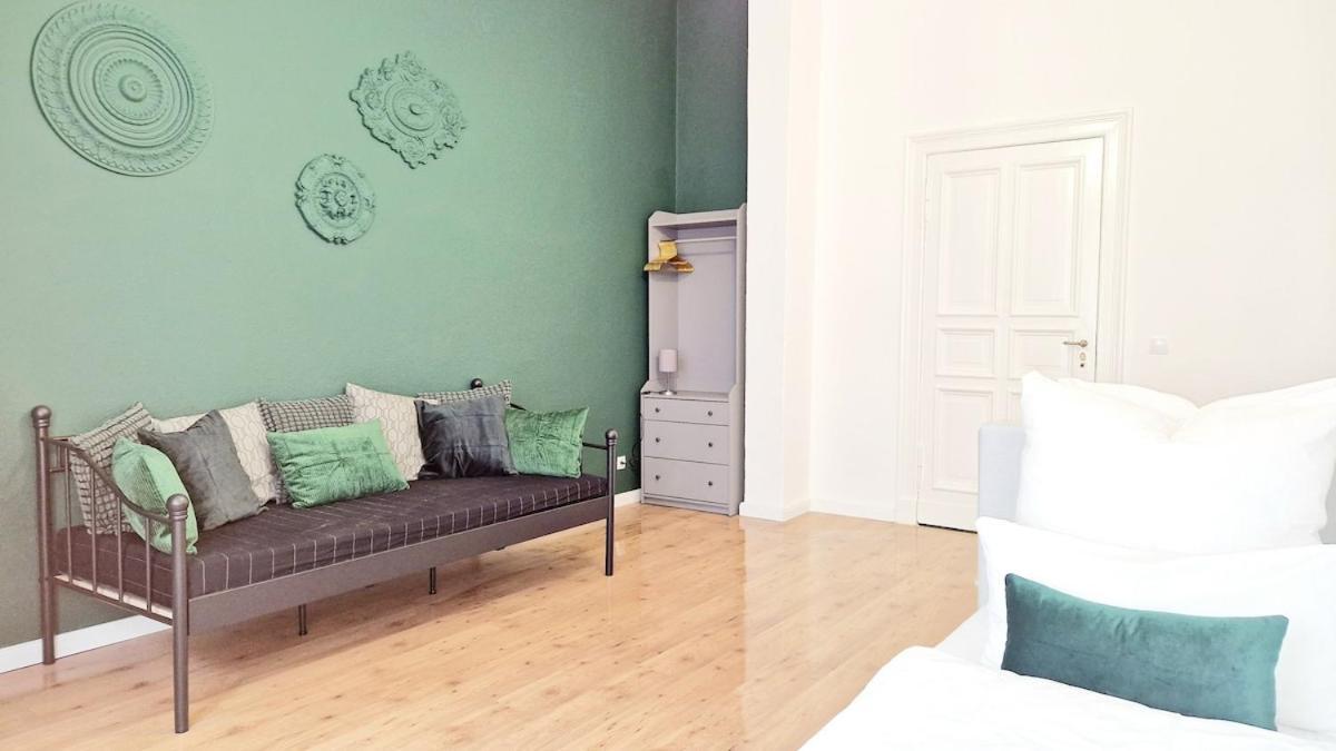 Apartment 3-room Treptower Park