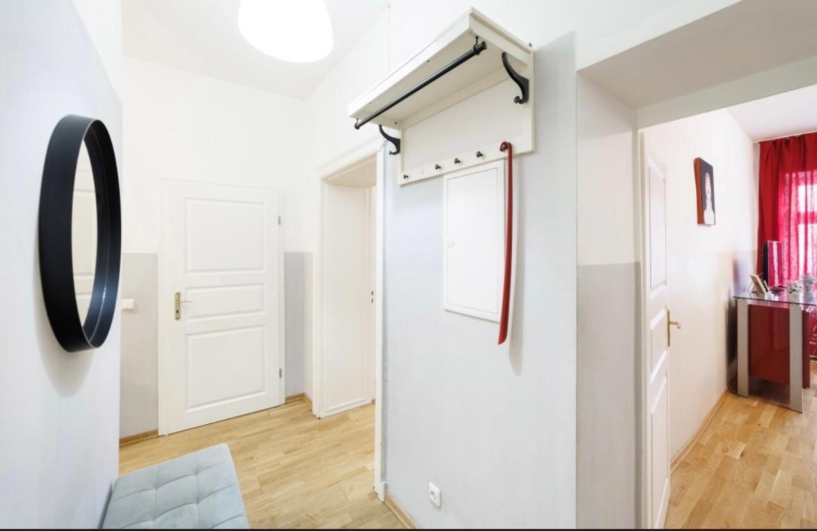 Grand Mitte Apartment