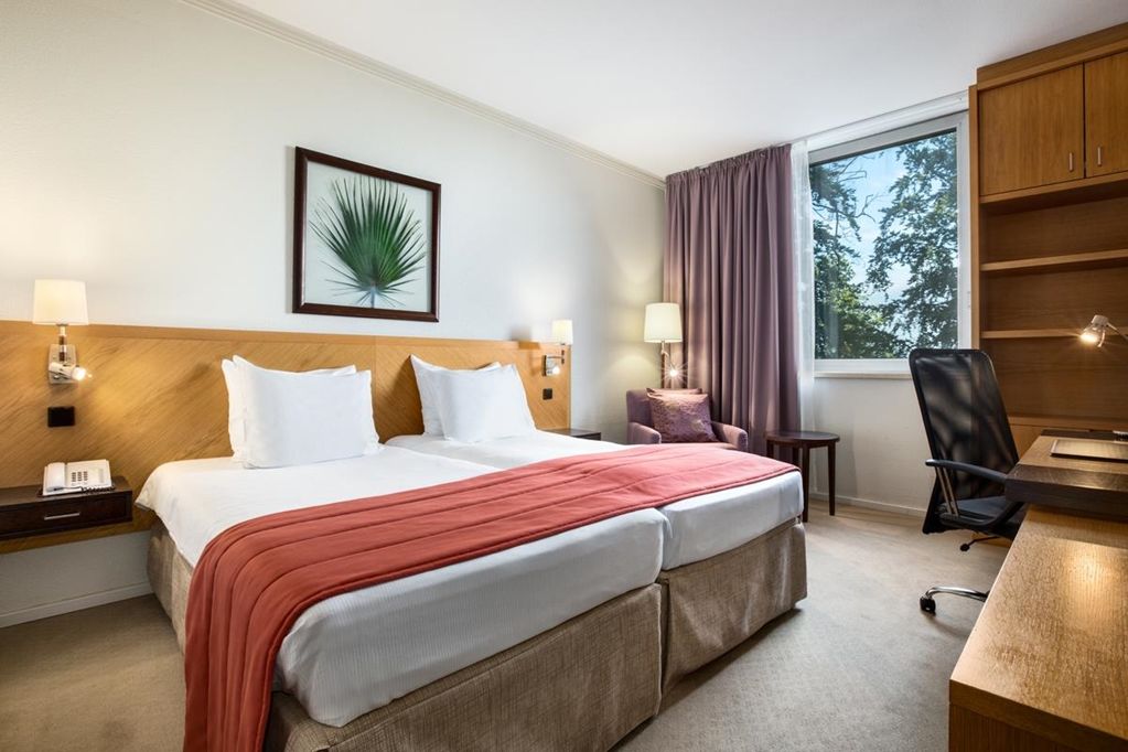 Nh City West Hotel