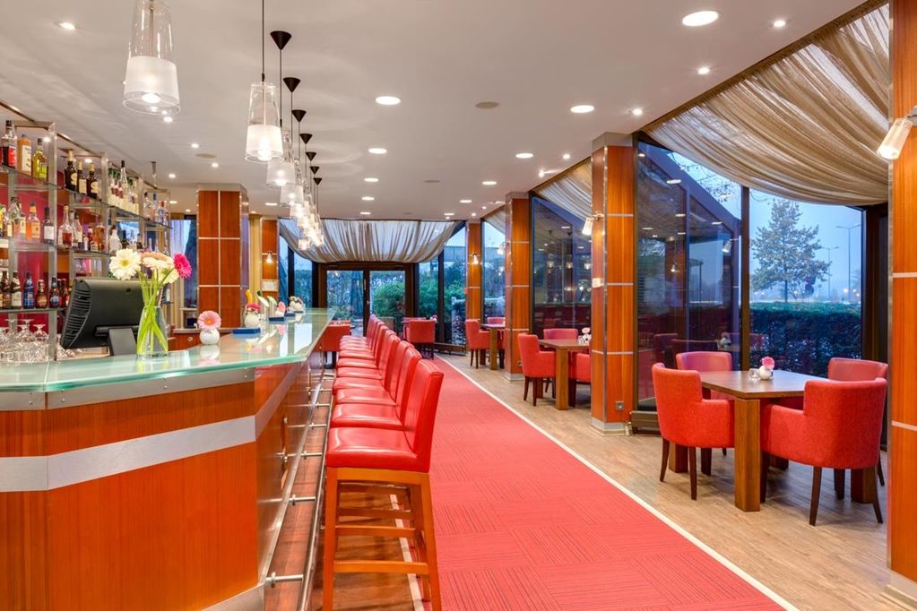 Nh City West Hotel