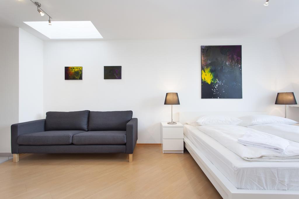 The Danziger, 2 Unique Lofty Style Units In Prenzlauerberg