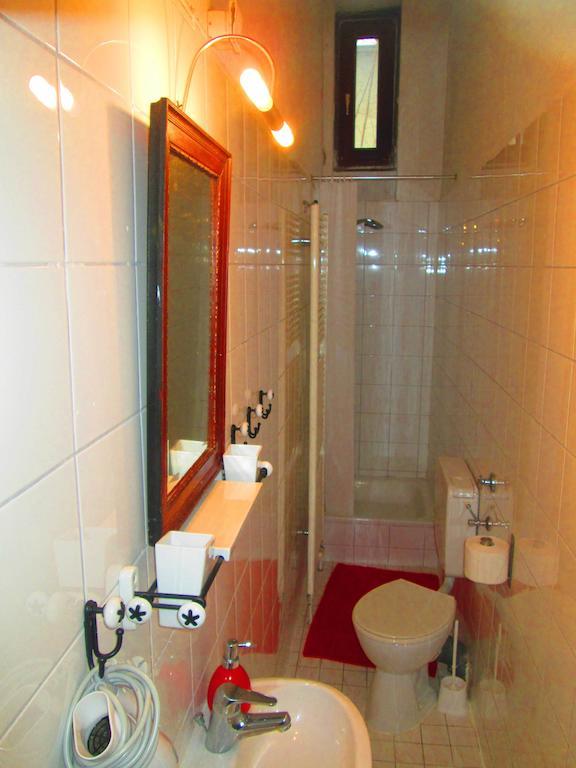 Apartment Ruhige Ferienwohnung - Mitte