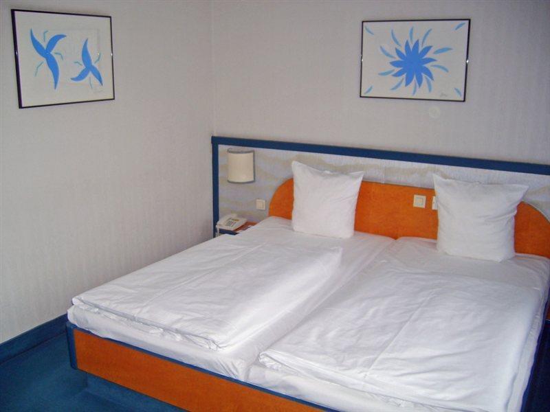 Hotel Sorat 3*