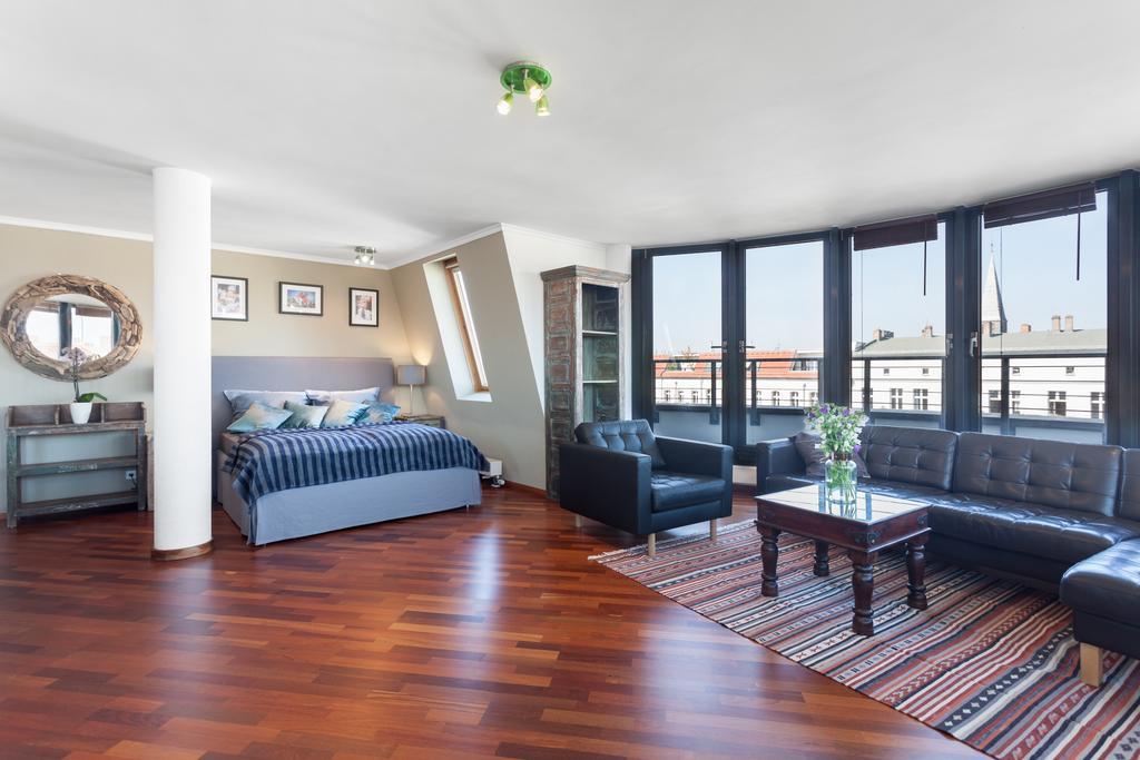 The Danziger, 2 Unique Lofty Style Units In Prenzlauerberg
