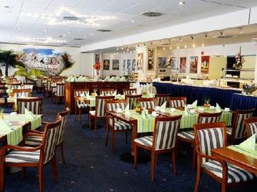 Hollywood Media Am Kurfuerstendamm Hotel 4*
