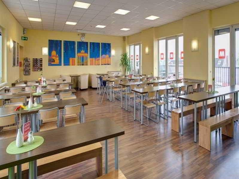 Hotel Meininger Hallesches Ufer 3*