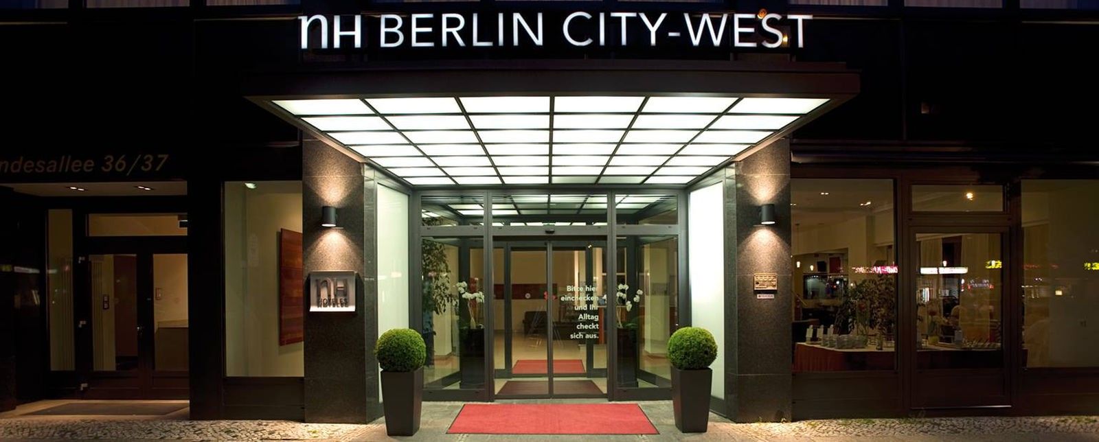 Nh City West 4*