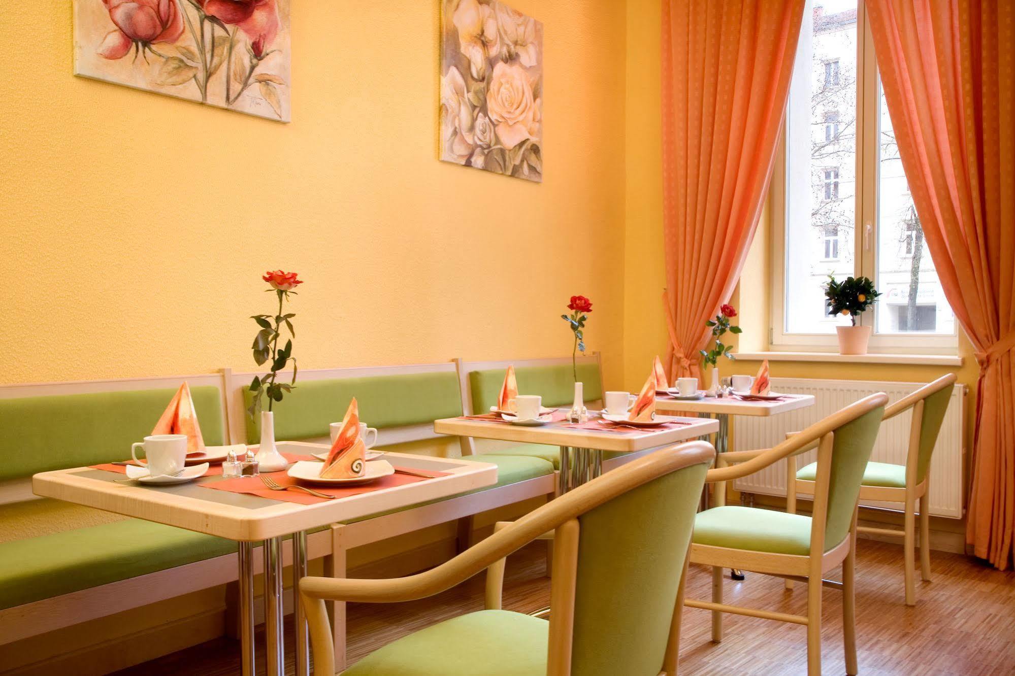 Melarose Feng Shui 3*