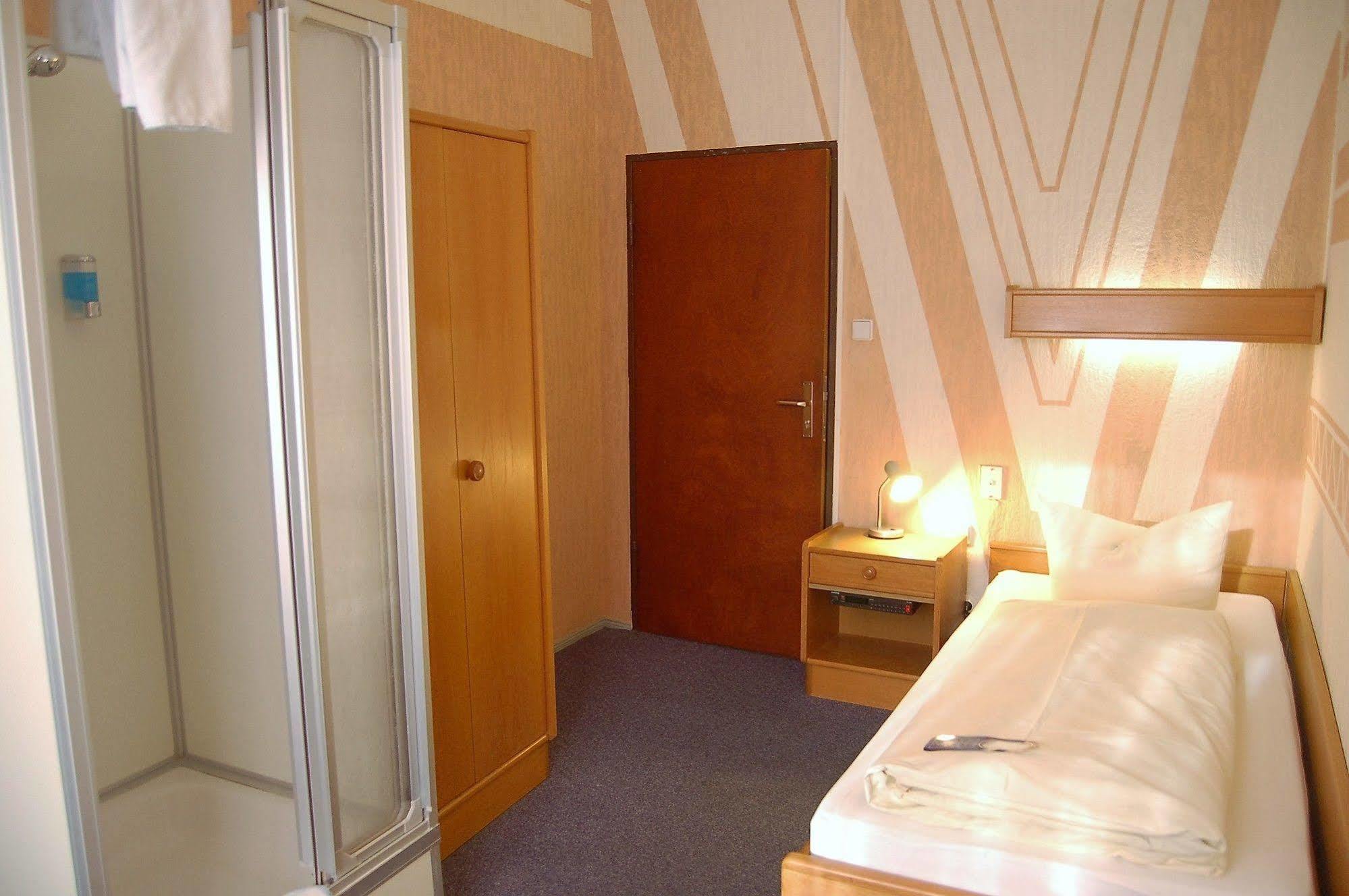 Hotel Graf Pueckler 2*