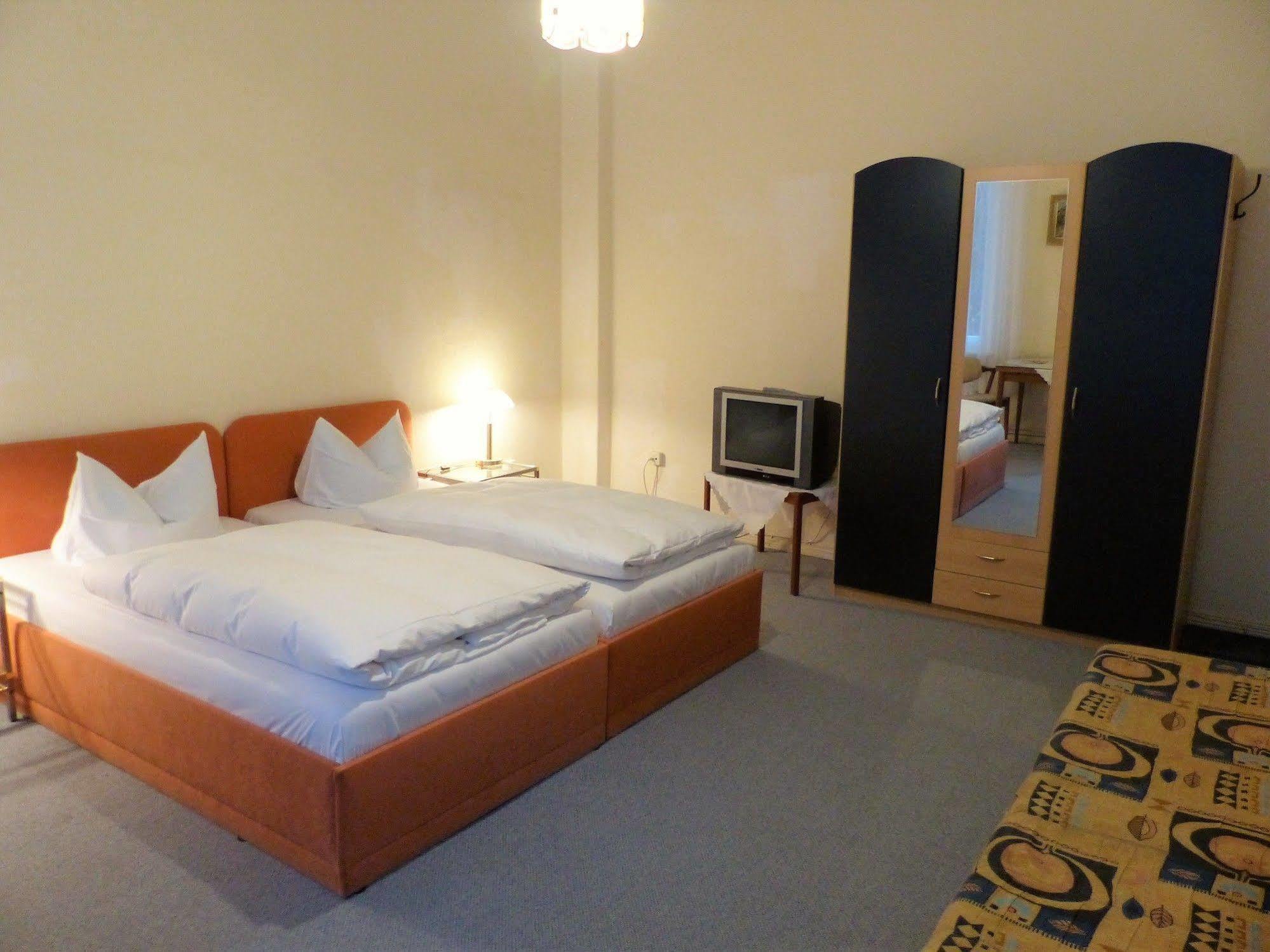 Brinn 3* Berlin