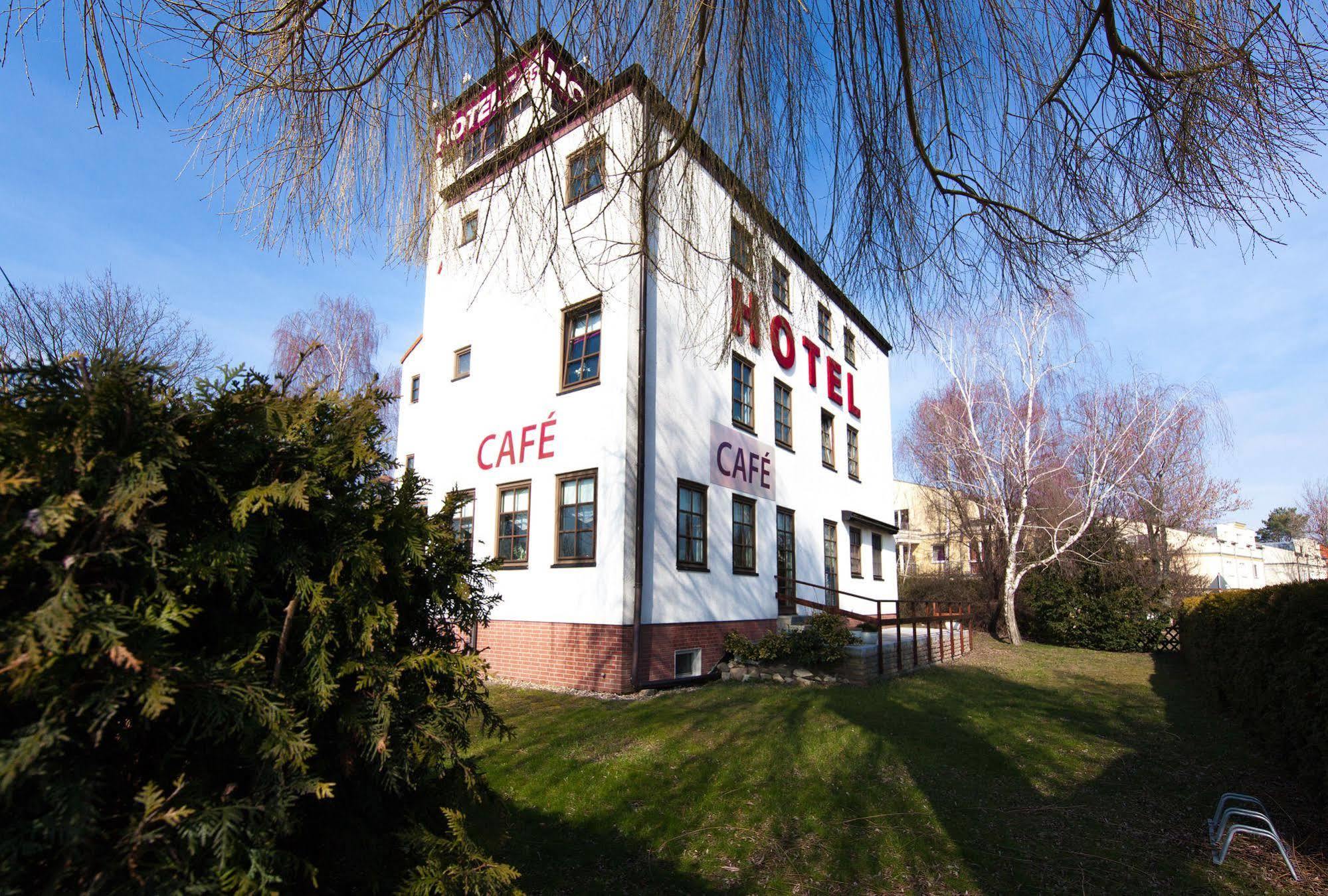 Garni-hotel An Der Weide 3* Berlin