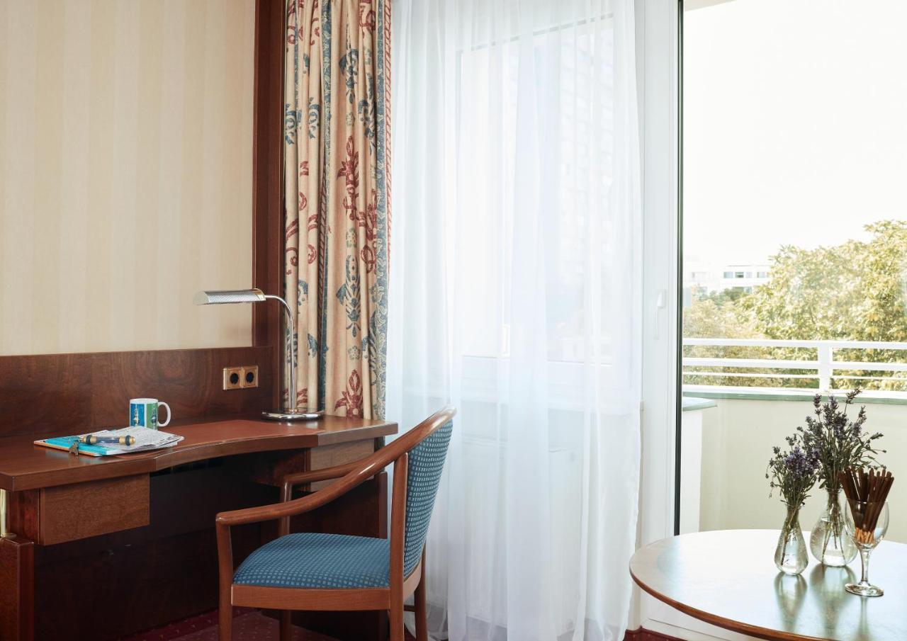 Living Mitte Hotel