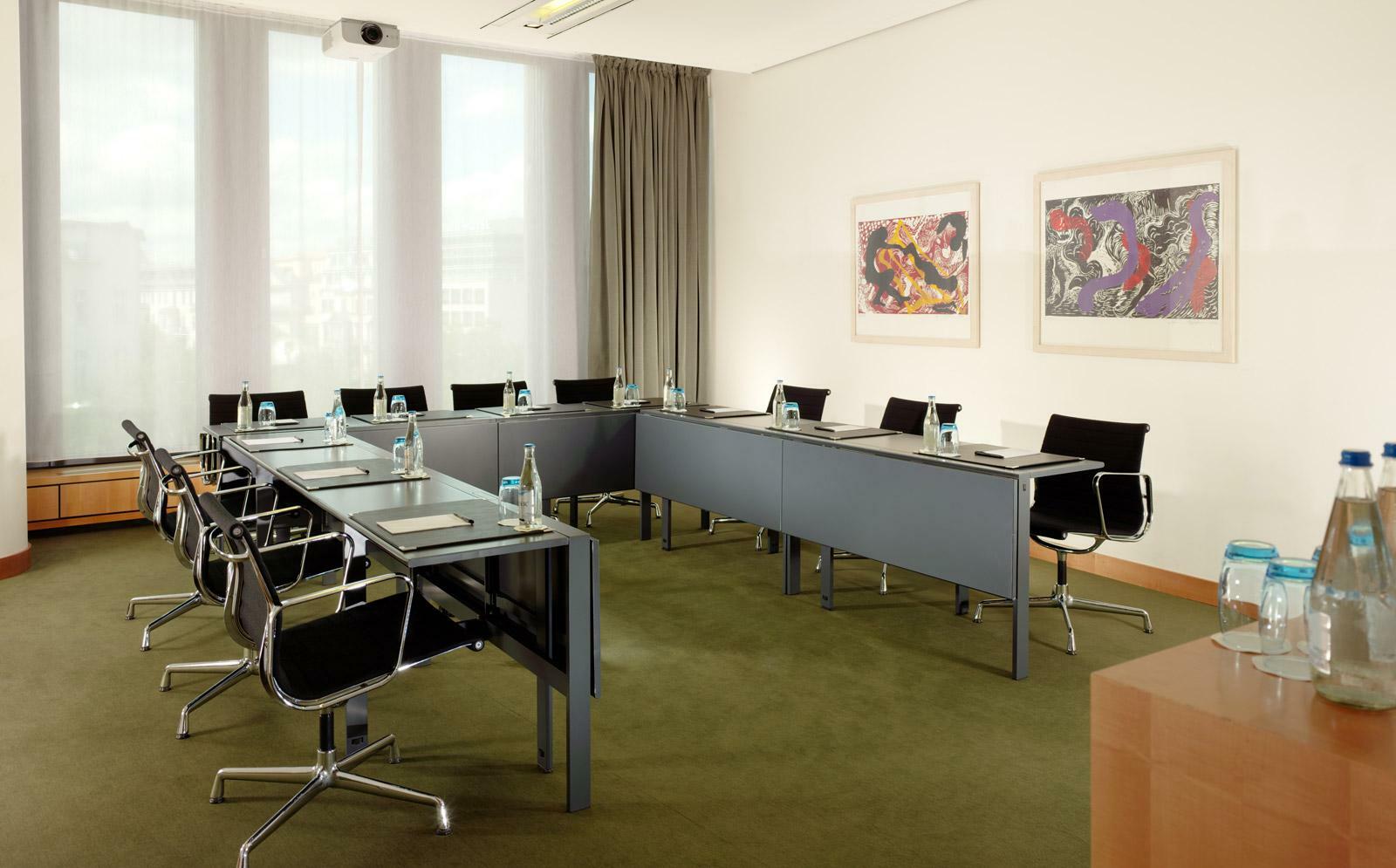Swissotel Kurfuerstendamm 5* Berlin