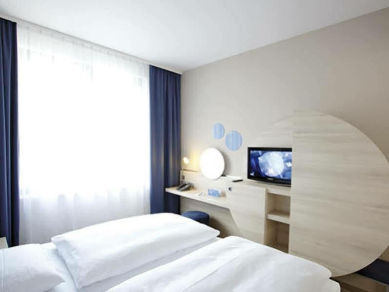 H2 Berlin-alexanderplatz Hotel