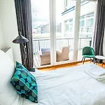 Family-Friendly Waterfront Loft, 3 Bedrooms, 130 M2