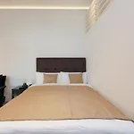 4 Personen Altbau nahe Kurfürstendamm
