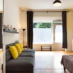 Cosy And Stylish Apartment In Berlin Neukoelln
