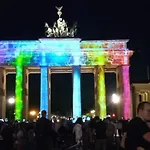 City-Apartment Spreeufer Im Herzen Berlins