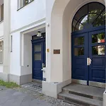 4 Personen Altbau Nahe Kurfuerstendamm - Othello