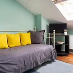 Rosenthaler Calling - Rooftop Apartment+A/C