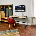 Amc Hotel - Schoeneberg