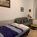 Pension Lotti Friedrichshain