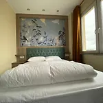 Hotel Grand Inn
