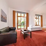 Hotel 26