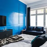 165M2 Downtown Family Suite 5Br, 3Bath, Kids Room, 11Min Alexanderplatz