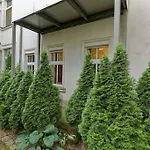 Wohnung 3 Neben Warschauer Platz Und Spree