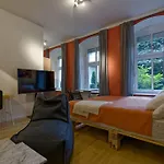 Wohnung 3 Neben Warschauer Platz Und Spree