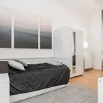 Newly Furnished Apartment For Up To 6 People