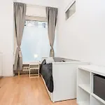 Newly Furnished Apartment For Up To 6 People