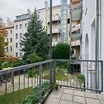 Cityapartment Fuer Bis Zu 8 Personen