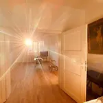 Berlin Home Central Bright Quiet