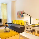 Cozy 2 Room Apartment Next To Hermannstrasse