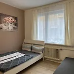 Choice Berlin - Wohnung Fuer Bis Zu 12 Personen