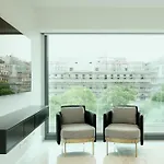 Lux 41 By Suite030