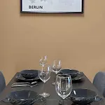 2 Zimmer Apartment Mit Parkplatz