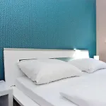 Apartmenthouse Berlin - Am Goerlitzer Park