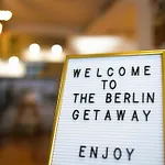 The Berlin Getaway / 80Qm In Berlin\'S Historic Diplomatic Quarter