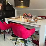Sweet Little Home Mimi
